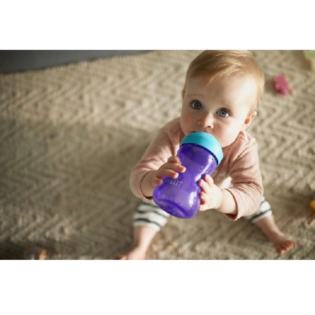 AVENT ŠOLJA SA MEKANIM KLJUNOM 9M+ 300ML - LJUBIČASTA